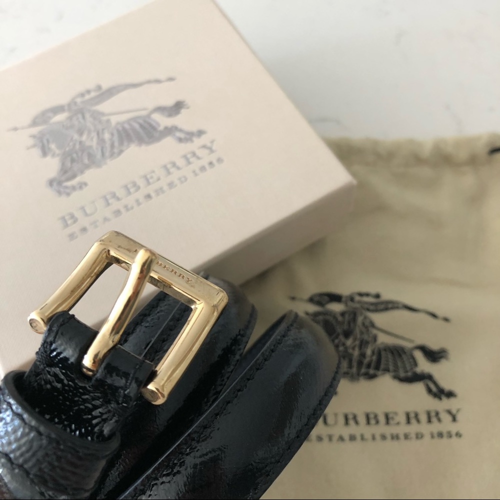 BURBERRY Authentic Designer Black Patent Leather Belt 30|75